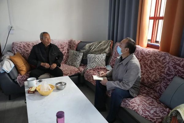 Biyapay官网深刻结对助扶村进行走访